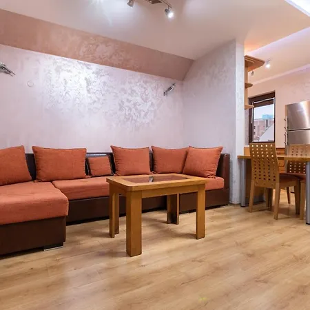 Gorgeous 1-bed Апартаменти Пловдив
